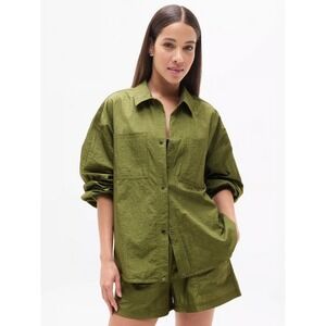 Athleta Green Nylon Utility Jacket Shirt Oversized Relaxed Fit Medium Athleisure